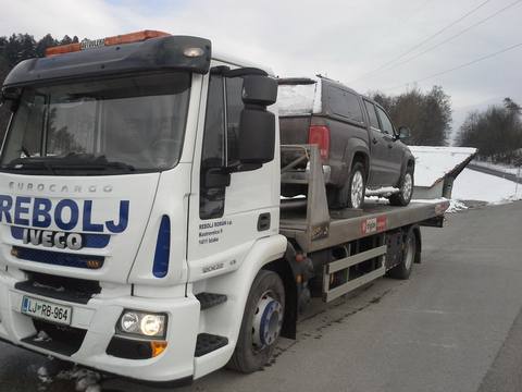 Avtovleka Rebolj